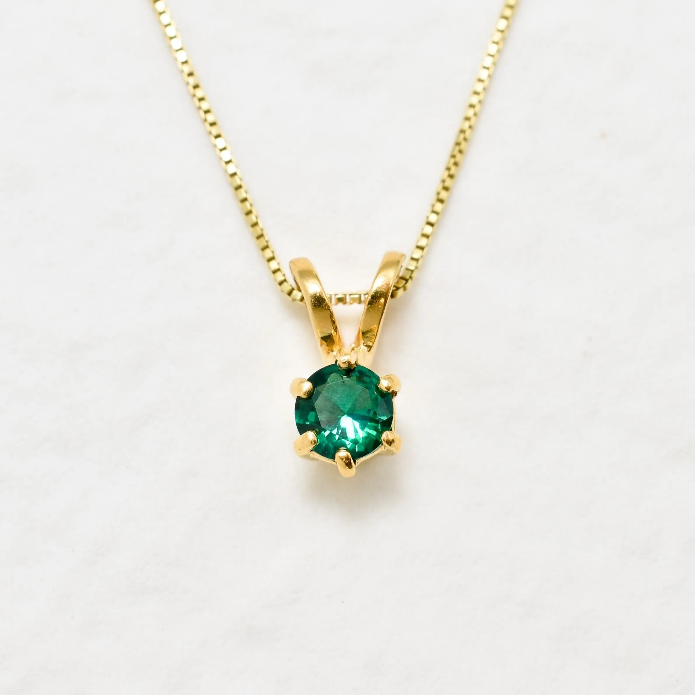 Dainty Emerald Necklace - Round Green Necklace - Gold Emerald Pendant