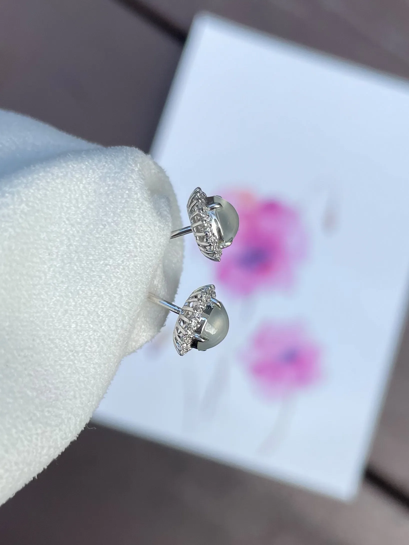 Glassy Jadeite Cabochon Earrings (NJE024)